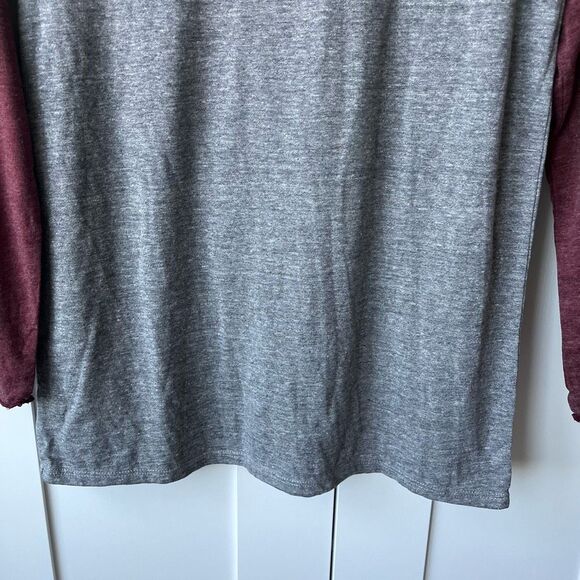 Chaser Revolve Long Sleeve Two Tone Tee red gray NWT Medium - Picture 4 of 8